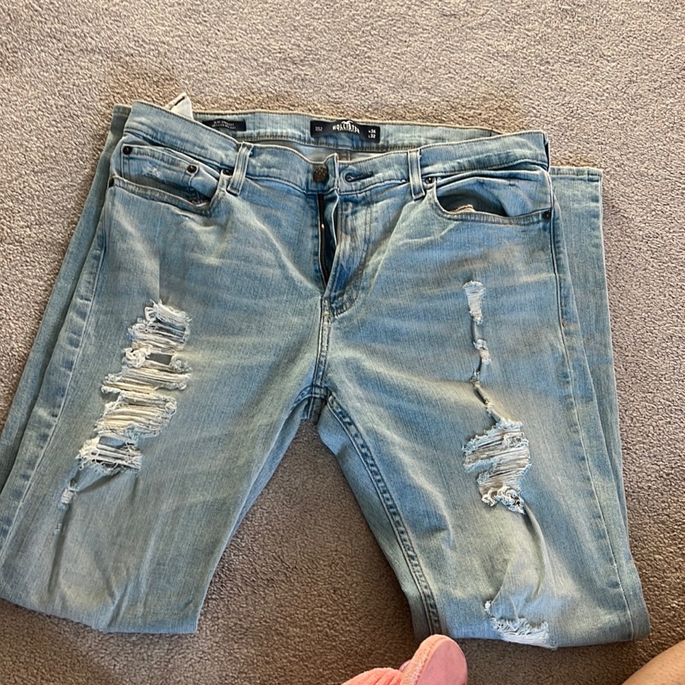 Men’s Hollister jeans